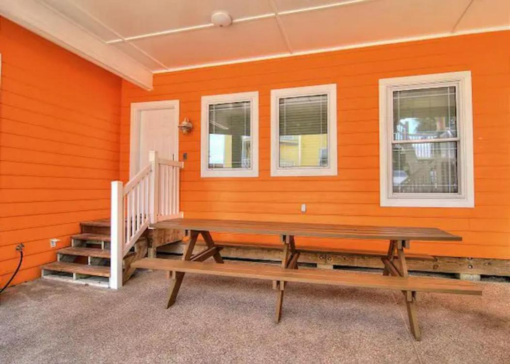 7 Bedroom Home Steps To The Beach With 4 Patios And Pool! Sleeps 20 Port Aransas Exterior photo